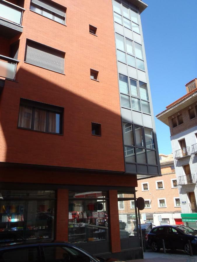 セゴビアEl Balconcito De San Millanアパートメント エクステリア 写真